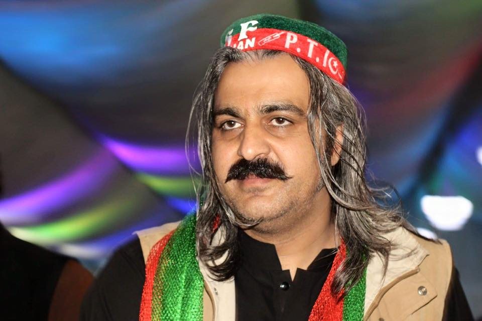 10 سال میں ہزار ارب کا قرضہ چڑھا