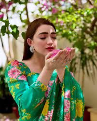 سوشل میڈیا انفلوئنسر کی زندگی بہت فیک ہوتی ہے