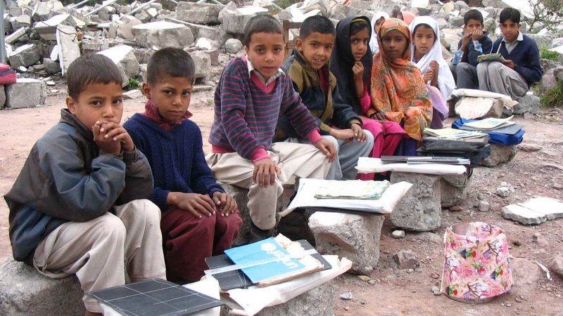 آئندہ 4 سال کیلئے ملک میں تعلیمی ایمرجنسی نافذ کرنے کا فیصلہ