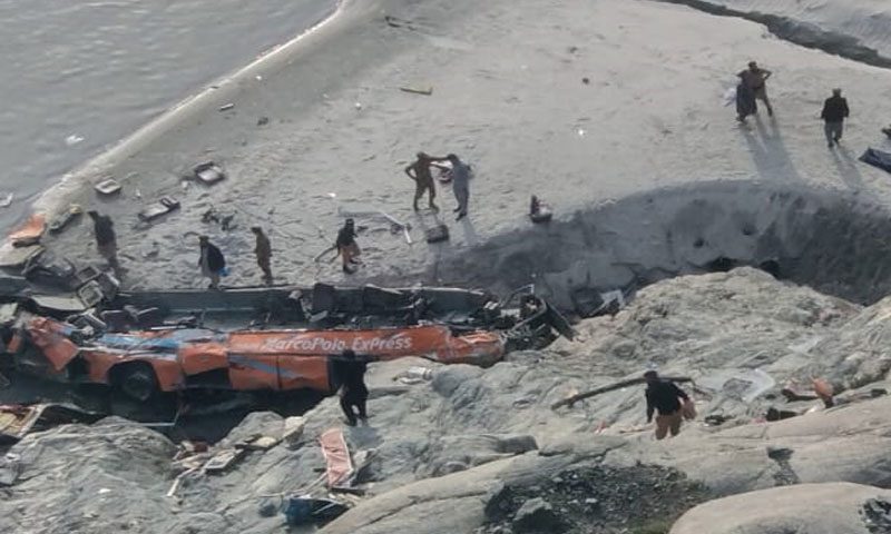 ہنزہ جانے والی مسافر بس کو حادثہ، 15افراد جاں بحق، متعدد زخمی