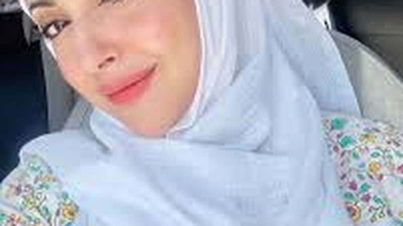 مومل خالد عثمان نے اسلام کی خاطر انڈسٹری چھوڑ دی