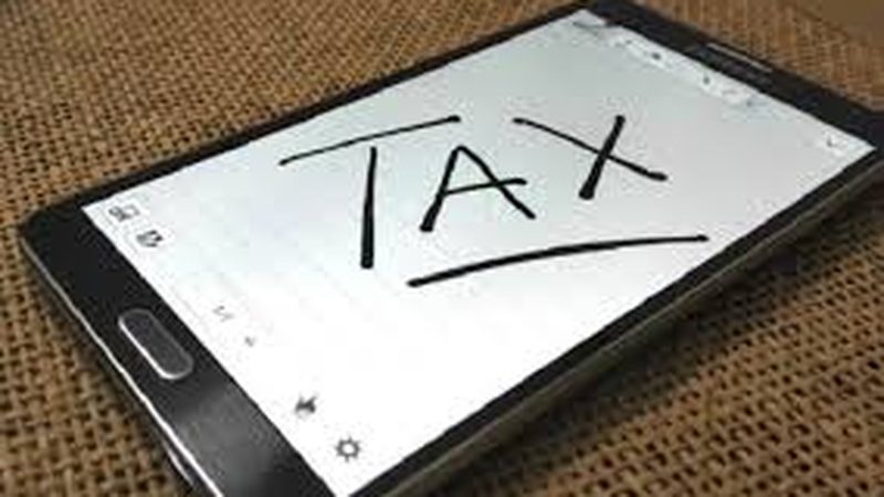 بجٹ 25-2024: موبائل فونز پر 18فیصد ٹیکس عائد کرنے کی تجویز