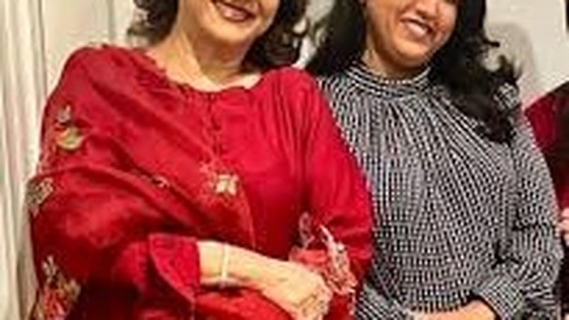 بشریٰ انصاری نے مداحوں کو اپنی بیٹی سے ملوادیا