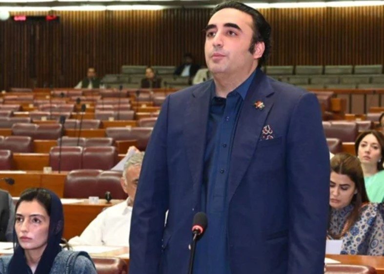 ارشد ندیم نے تاریخ رقم کی ویسے عدلیہ نے بھی ورلڈ ریکارڈ توڑ دیے