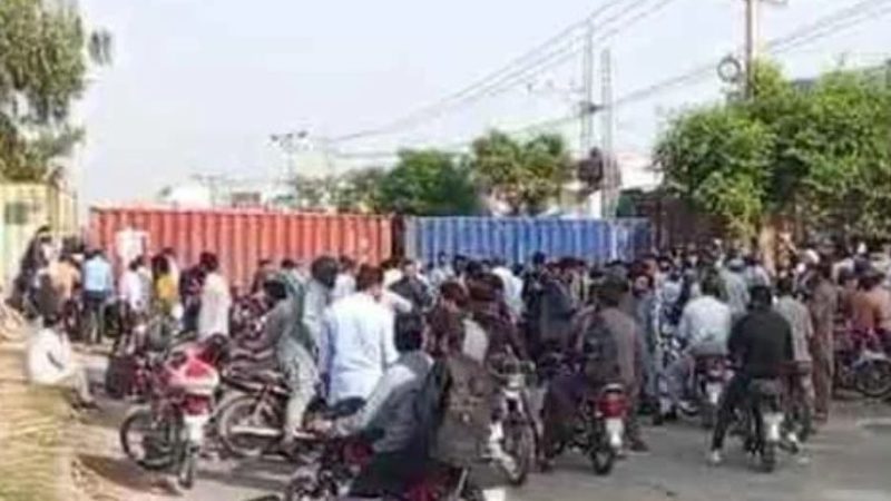 پی ٹی آئی کا جلسہ: اسلام آباد کے داخلی راستے بند، میٹرو بس سروس بند