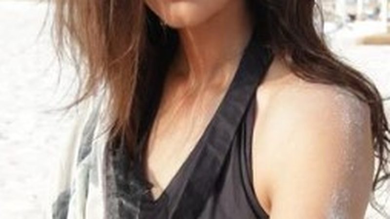 شوبز کی دنیا جھوٹی ہے، پیسوں کی خاطر شوبز والے جھوٹ دکھاتے ہیں: حرا مانی