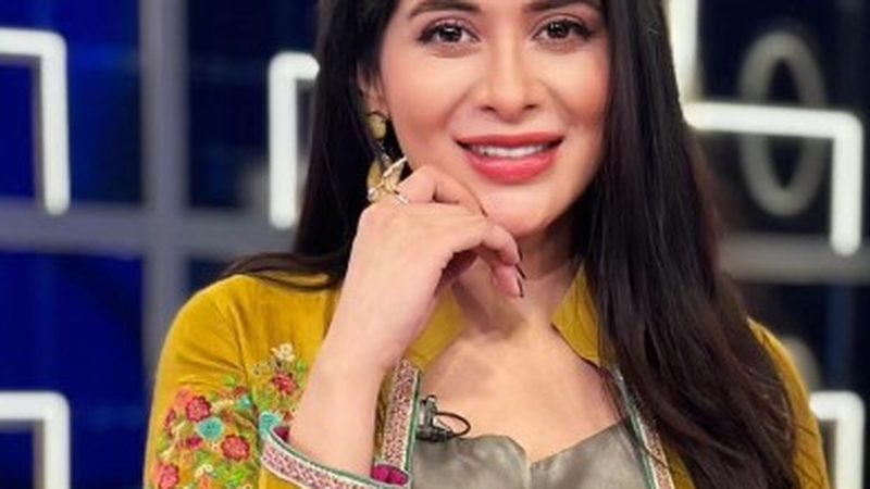 شوبز میں آنے سے قبل ایئر ہوسٹس تھی: ازیکا ڈینیئل