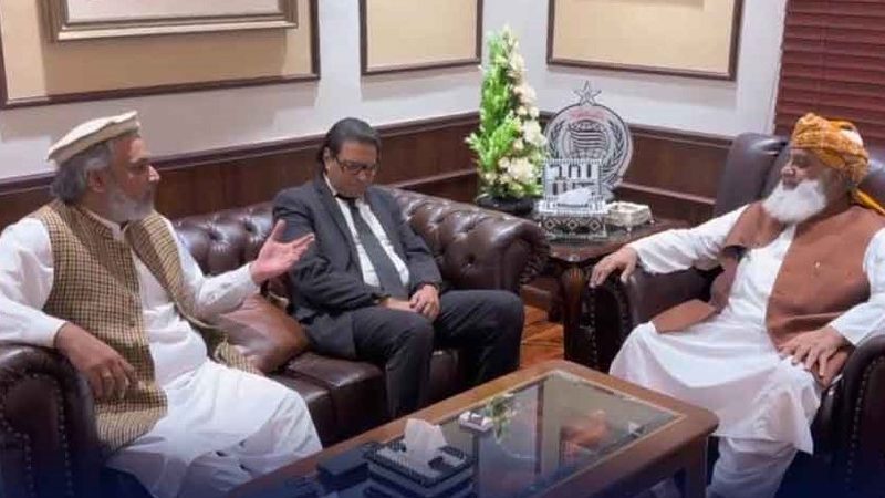 جے یو آئی اور پی ٹی آئی کا آئینی ترمیم کیلئے مشترکہ مسودہ تیار کرنے پر اتفاق