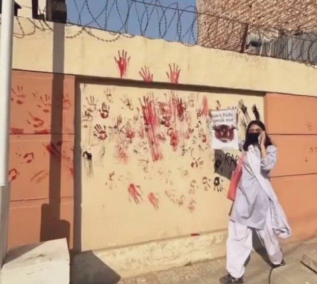 PGC طالبہ کے مبینہ ریپ کا معاملہ: 2 صحافیوں نے عبوری ضمانت حاصل کرلی
