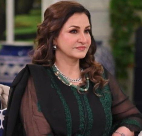 چاہتی ہوں کسی خاتون کو ’آنٹی‘ نہ کہا جائے