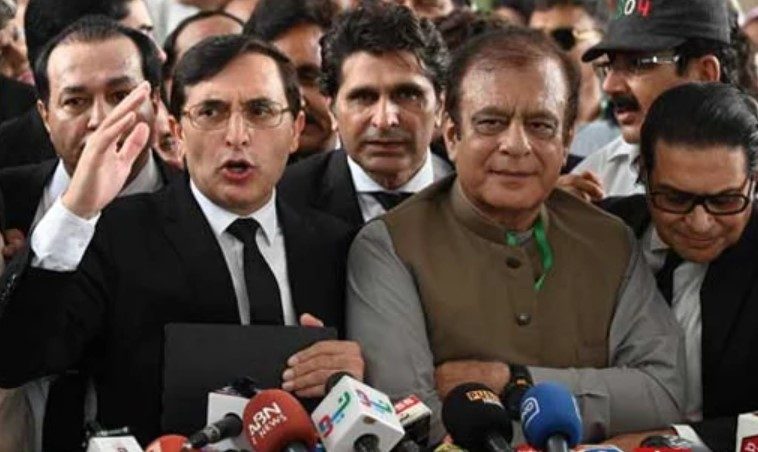 پی ٹی آئی کا آئینی ترمیم میں ووٹنگ میں حصہ نہ لینے کا فیصلہ