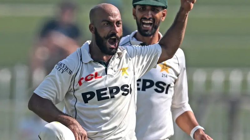 ساجد خان راولپنڈی اسٹیڈیم میں 10 وکٹیں لینے والے پہلے اسپنر بن گئے