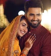 فلک شبیر کی جانب سے ایک اور قیمتی تحفہ ملنے پر سارہ خان آبدیدہ