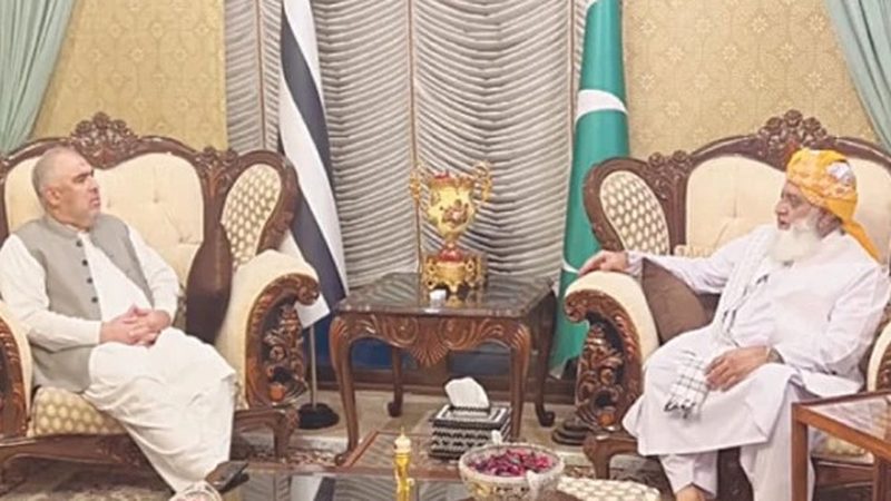 پی ٹی آئی--مولانا فضل الرحمان ملاقات: حکومت مخالف تحریک پر اتفاق نہ ہوسکا