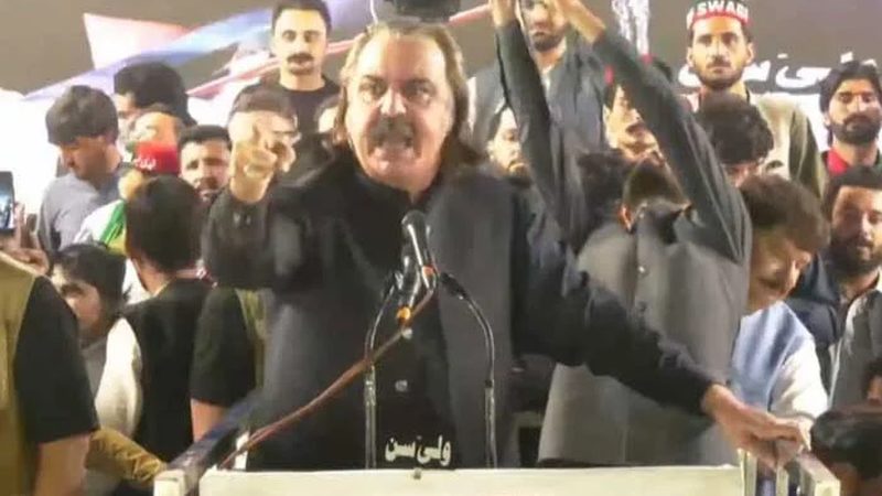 گنڈا پورکا احتجاج کی تاریخ دینے سے گریز، صرف تیار رہنے کی کال