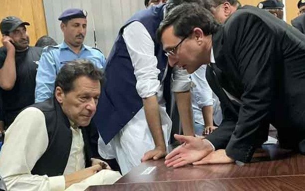 مذاکرات چل رہے ہیں، احتجاج کی کال فائنل ہے: بیرسٹر گوہر