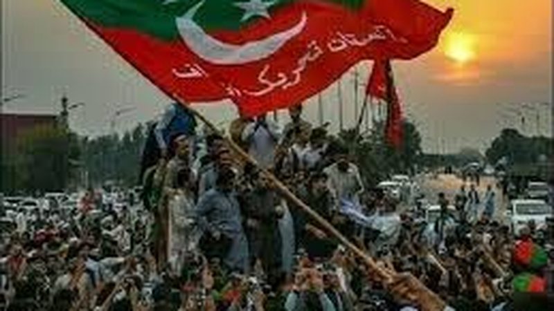 پی ٹی آئی کے کارکن اسلام آباد کے ریڈ زون پہنچ گئے