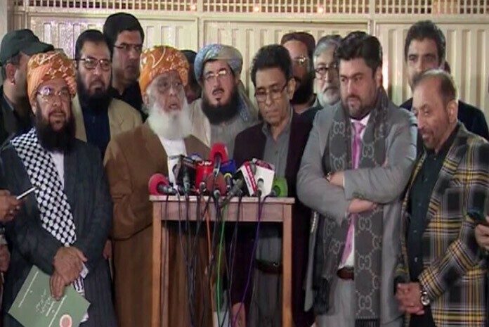دینی مدارس سے متعلق قانون سازی کو ایوان صدر نے الجھا دیا ہے: مولانا فضل الرحمٰن