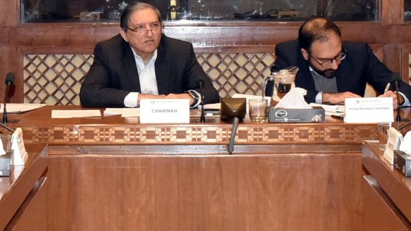 قائمہ کمیٹی: نان فائلرز پر گاڑی و جائیداد خریدنے، بینک اکاؤنٹ پر پابندی کا بل منظور