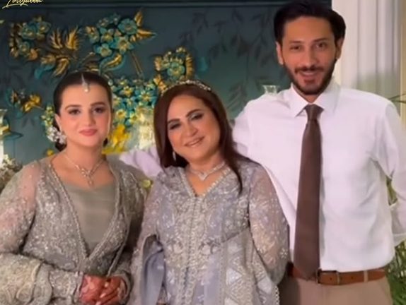 اسماء عباس، زارا نور اور بشریٰ انصاری کی دلچسپ ڈانس ویڈیوز وائرل