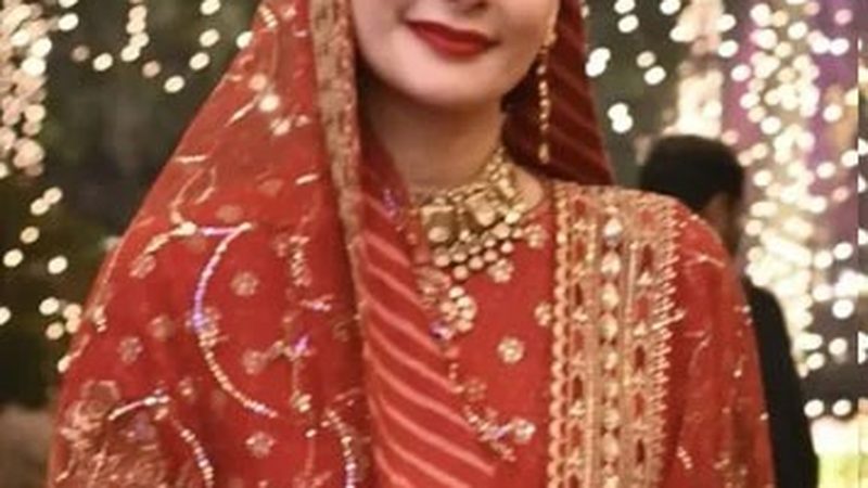 مریم نواز کے بھتیجے کے نکاح تقریب میں سرخ و سنہرے جوڑا کی قیمت 4 لاکھ 95 ہزار بھارتی روپے