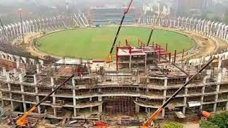 کرکٹ اسٹیڈیمز کی تزئین و آرائش کے لیے اربوں روپے کے فنڈز میں قواعد کی خلاف ورزیاں