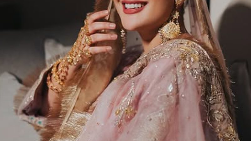 کبریٰ خان کی اپنی رخصتی کی تصاویر شیئر
