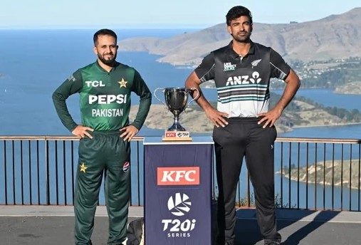 پاکستان--نیوزی لینڈ:  ٹی ٹوئنٹی سیریز ٹرافی کی رونمائی