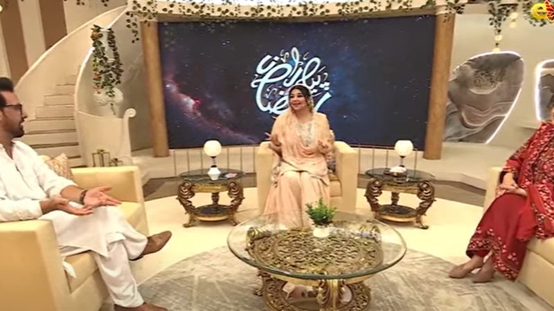 بہنوں کو یادکرکے اپنے جذبات پر قابونہ رکھ سکے