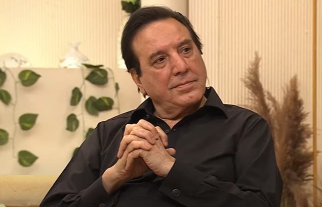 ثابت قدم رہیں اور ہمت نہ ہاریں