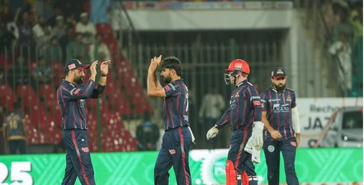 کراچی کنگز کی دلچسپ مقابلے کے بعد 2 وکٹوں سے جیت
