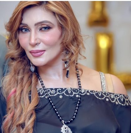 سب سے وفا کی، لیکن بدلے میں صرف دھوکہ ملا