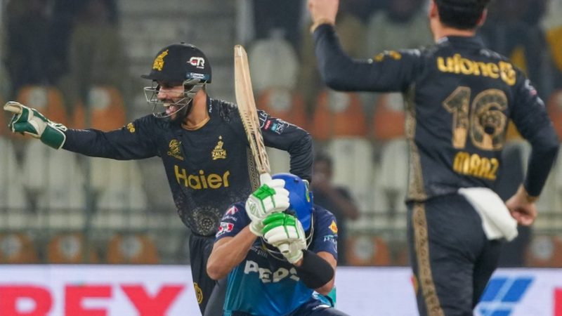 ملتان سلطانز کو 7 وکٹوں سے شکست