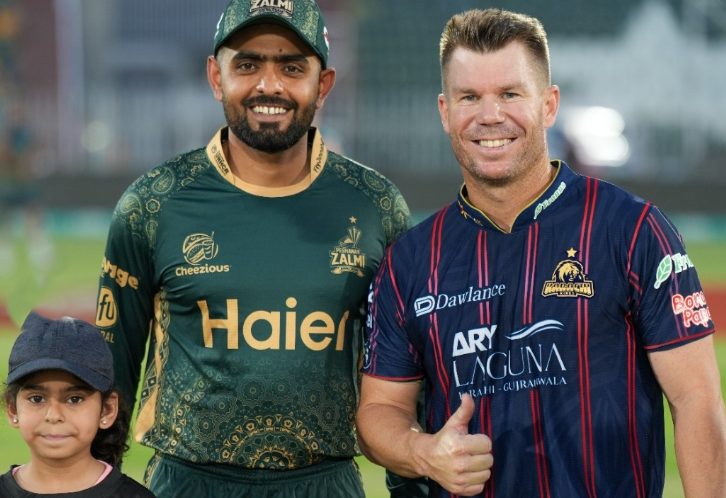 PSL10: کراچی کنگزکی بیٹنگ جاری