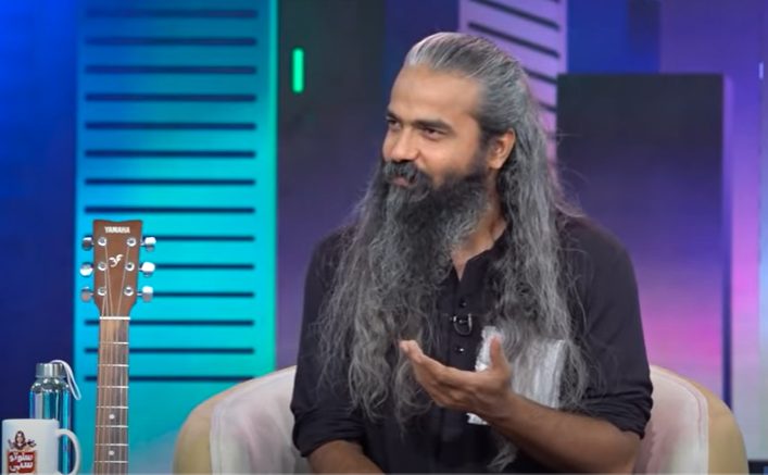 گلوگار وموسیقار کی ٹی وی شو میں گفتگو