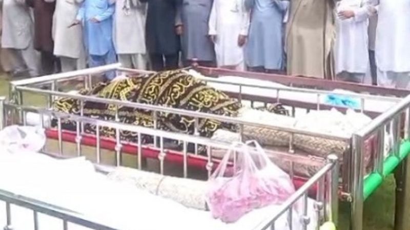 آٹھ افراد کی سیالکوٹ میں نماز جنازہ ادا