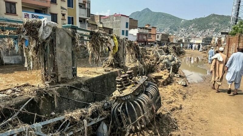 کلاؤڈ برسٹ سے اموات کی تعداد 400 سے تجاوز