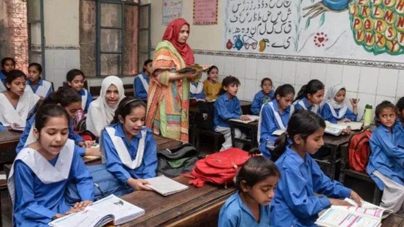 پنجاب بھر میں اسکول تین ماہ بعد دوبارہ کھل گئے