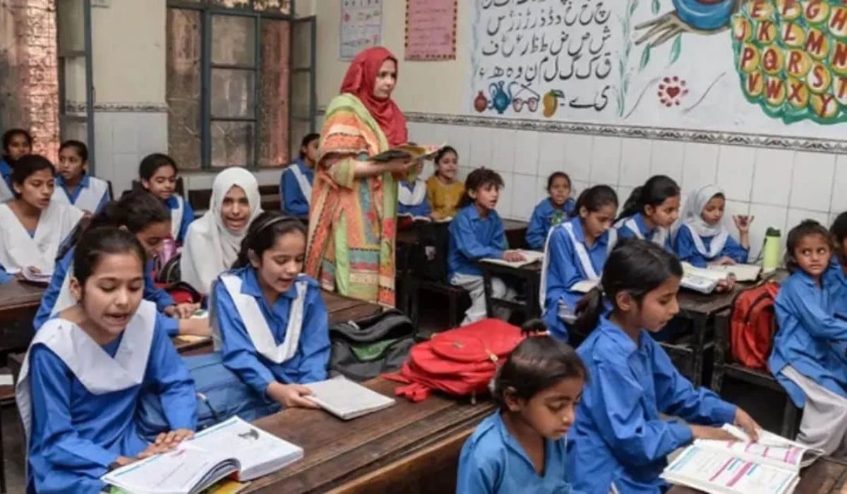 پنجاب بھر میں اسکول تین ماہ بعد دوبارہ کھل گئے