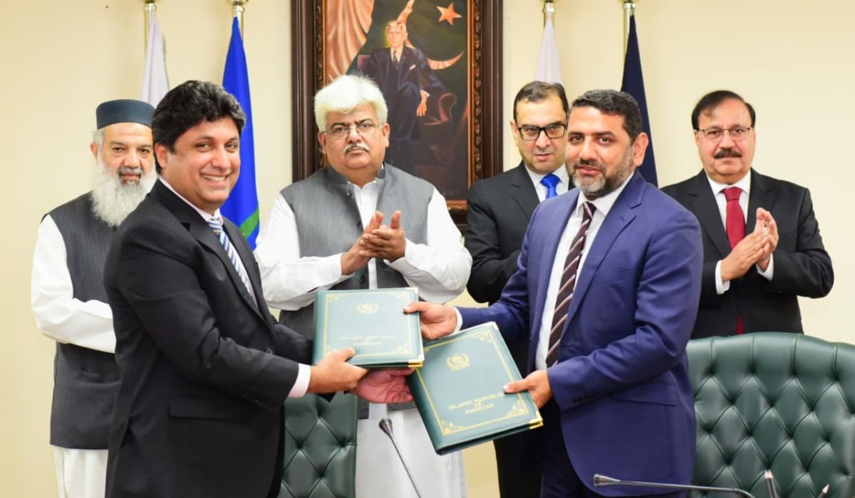 ایف بی آر اور لمز کے درمیان معاہدہ
