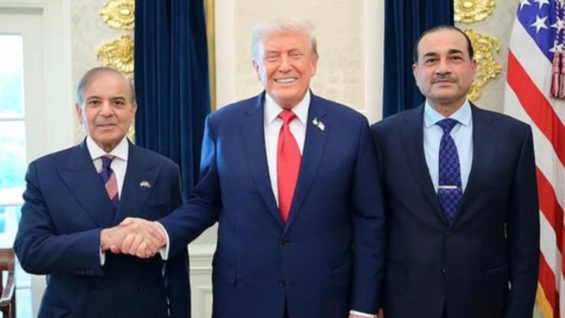 وائٹ ہاؤس میں پہلی باضابطہ ملاقات