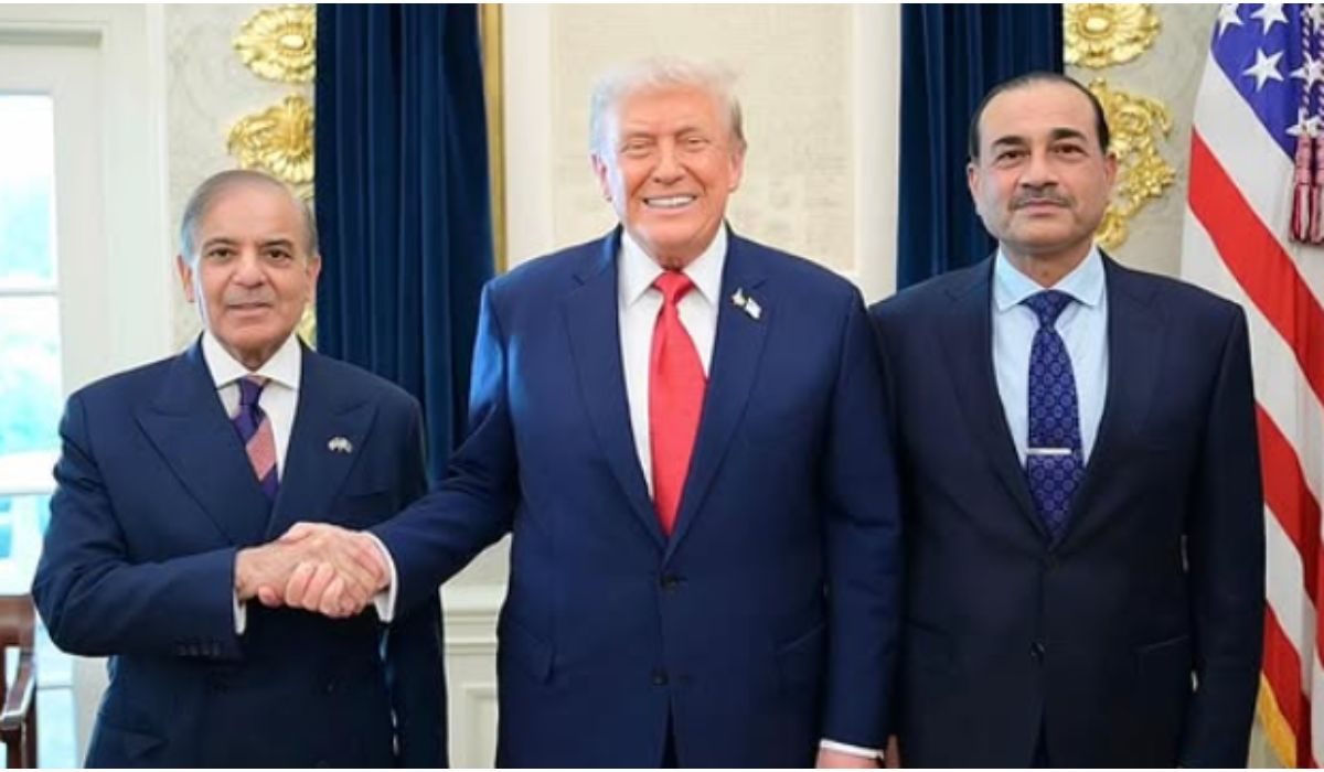 وائٹ ہاؤس میں پہلی باضابطہ ملاقات
