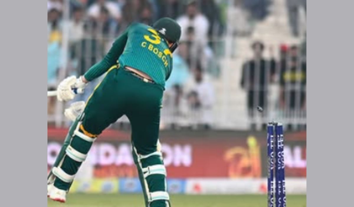 فیصل آباد ون ڈے میں جنوبی افریقہ 143 رنز پر آؤٹ