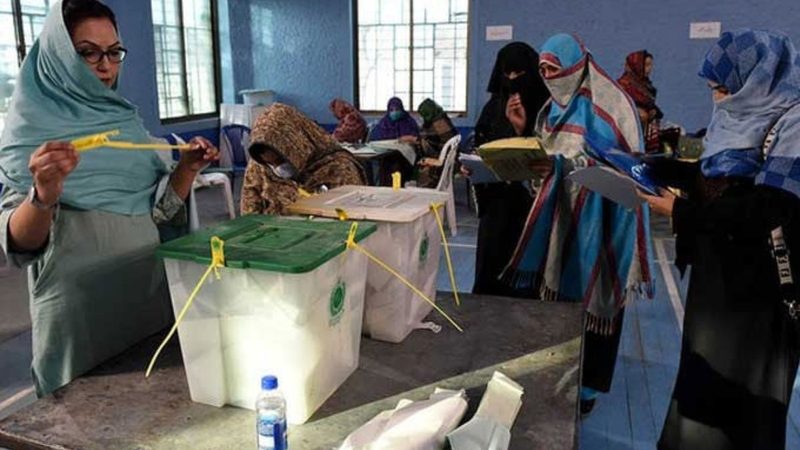 ضمنی انتخاب: 13 حلقوں میں ووٹوں کی گنتی جاری