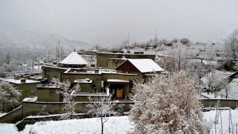 بارش اور پہاڑوں پر برفباری کی پیشگوئی