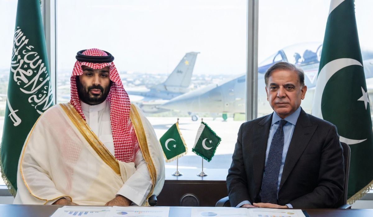 جیٹس کے بدلے 2 ارب ڈالر قرض  پر مذاکرات