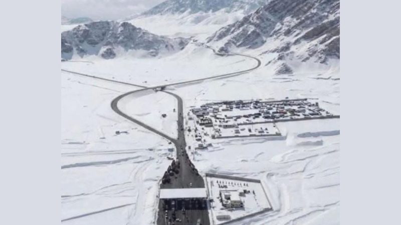 ملک بھر میں بارش اور برف باری کا سلسلہ جاری