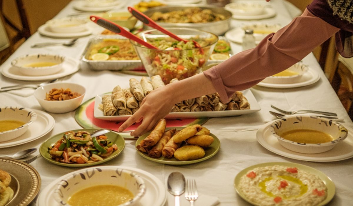 سحر و افطار میں متوازن غذا کیوں ضروری؟