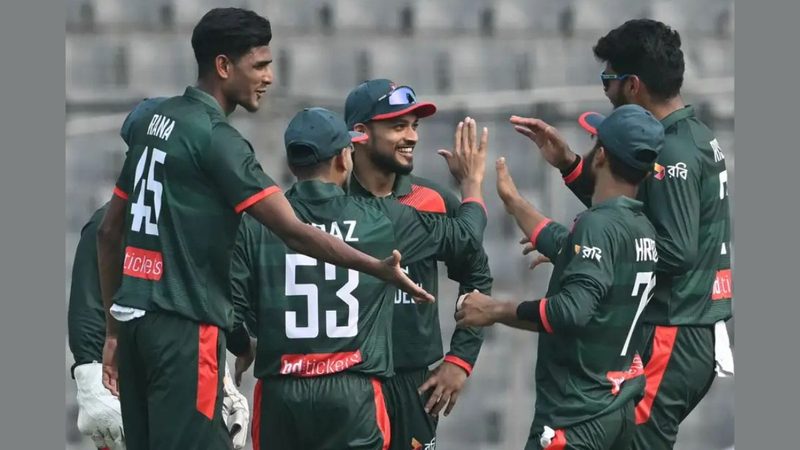 بنگلہ دیش نے پاکستان کو 8 وکٹوں سے ہرا دیا