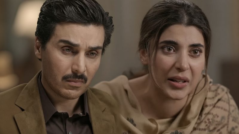 عمیرہ احمد آفیشل کی فیس بک پوسٹ کا اسکرین شاٹ جس میں پاکستانی ڈرامہ باڈی شیمنگ اور پرانے موضوعات سے متعلق سوالات اٹھائے گئے ہیں۔